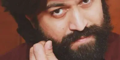 img/754_modern-indian-beard-styles-a-2024-guide.webp