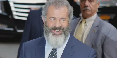 img/760_mel-gibsons-beard-styles-a-manly-timeline.webp
