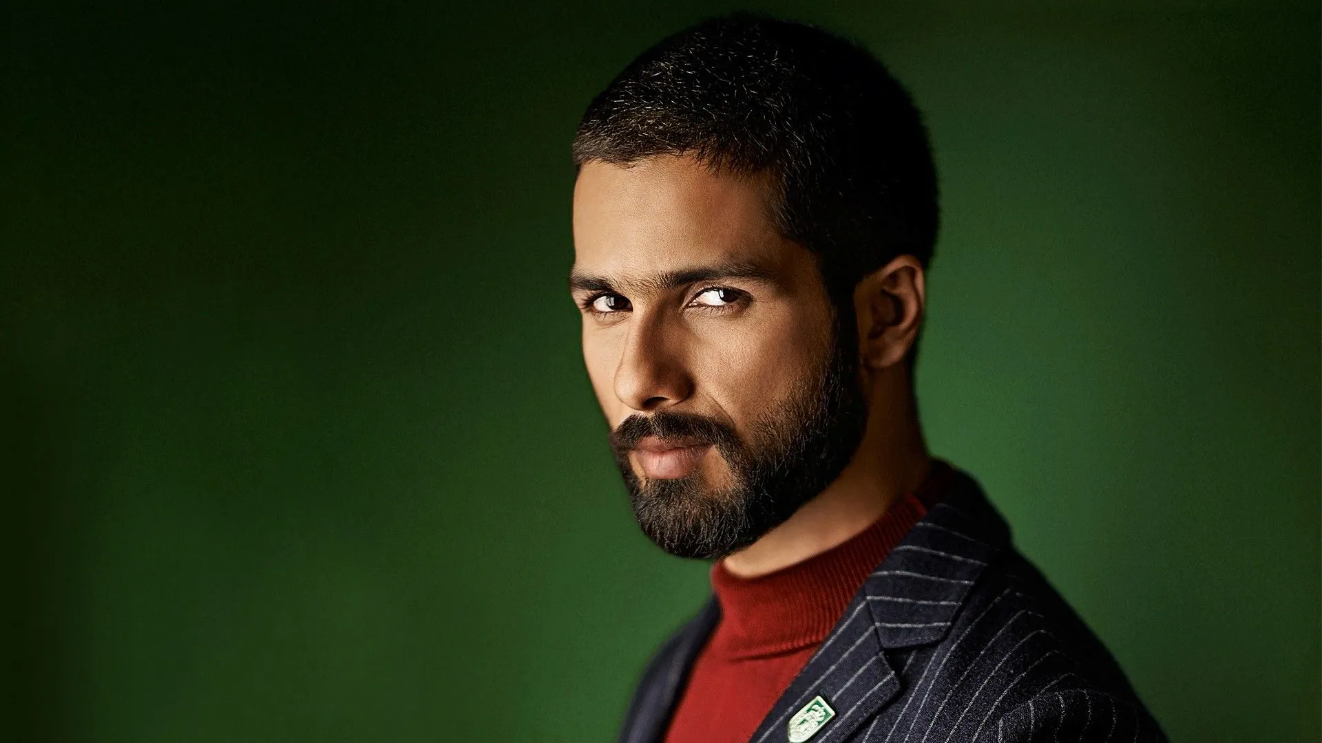 img/834_shahid-kapoors-beard-styles-2024-a-look-back.webp