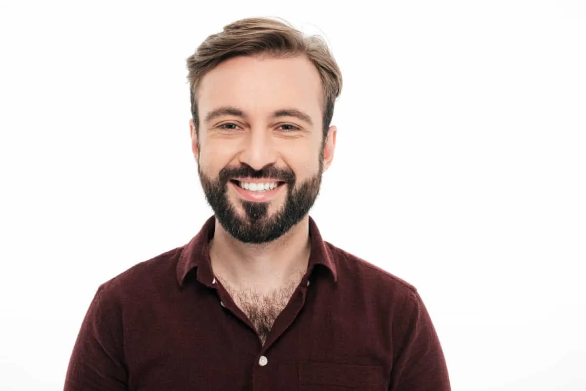 Short boxed beard 2024